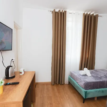 Tier Center 3* Tirana