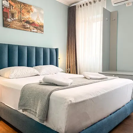 Tier Center Отель Тирана