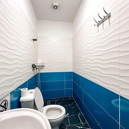 Отель Tier Center 3*