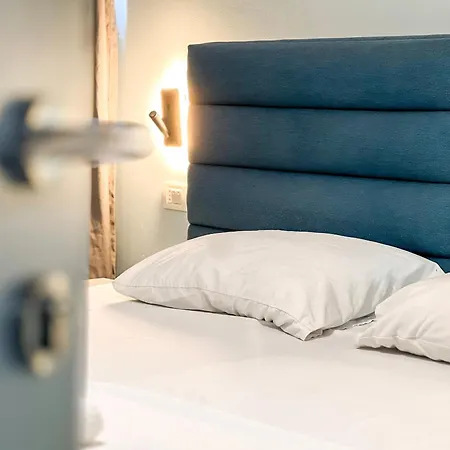 Tier Center Тирана