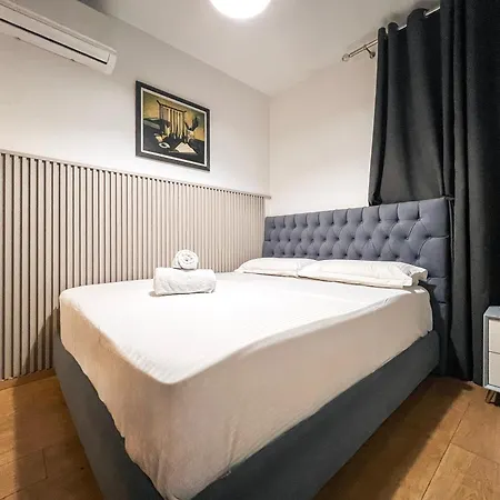 Отель Tier Center 3*