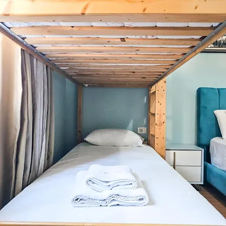 Tier Center Отель Тирана