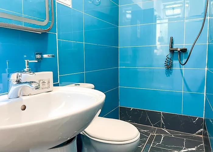 Tier Center 3* ティラナ