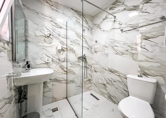 Tier Center ティラナ