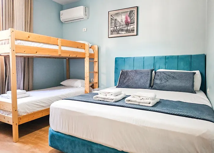 Tier Center 3* ティラナ