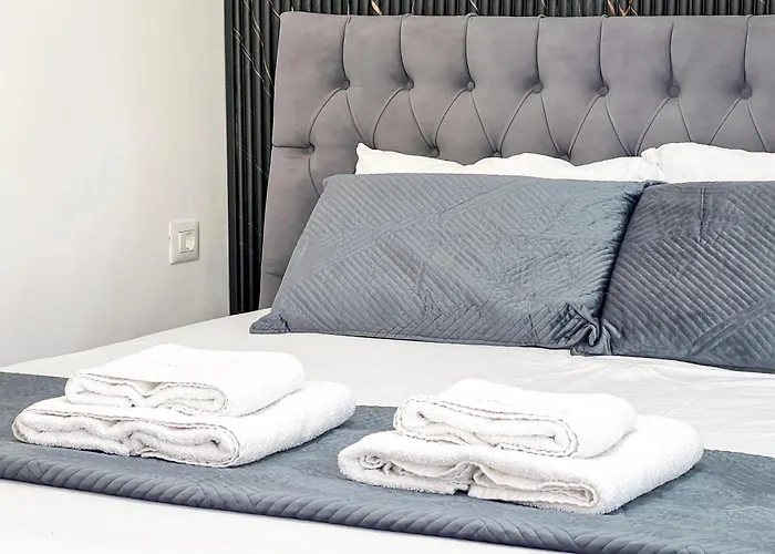 ホテル Tier Center ティラナ