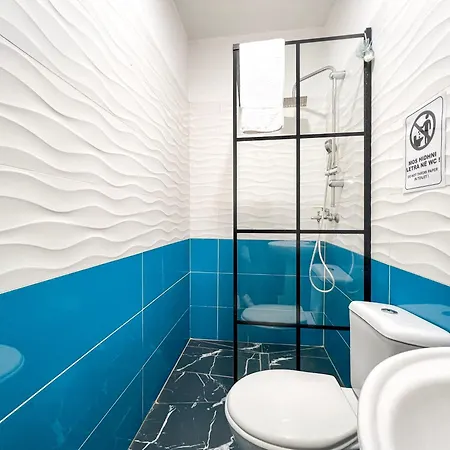 Tier Center Hotel 3*