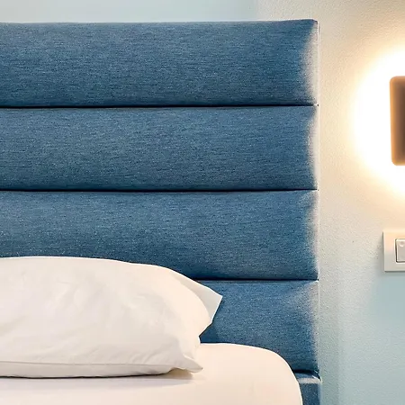 Tier Center Hotel 3*