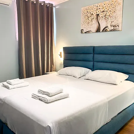 Tier Center Hotel 3*