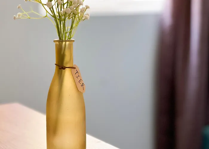 מלון Tier Center