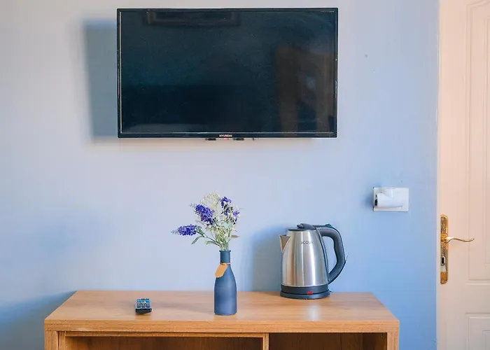 Tier Center מלון 3*