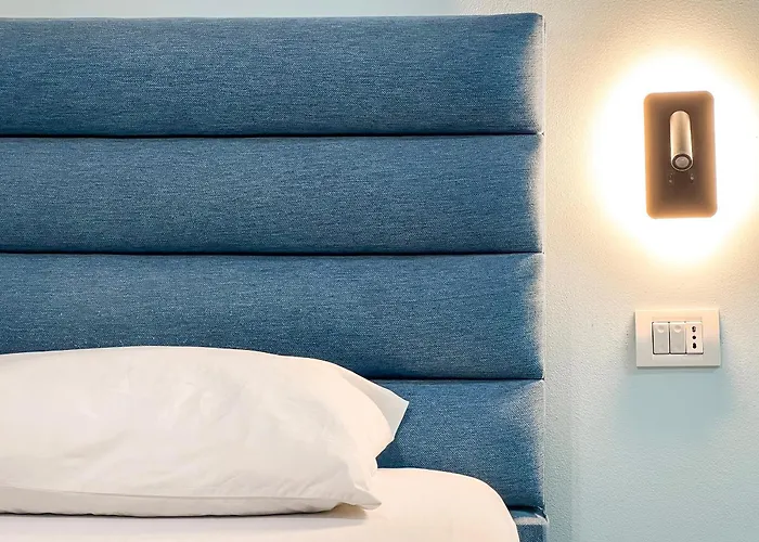 Tier Center מלון 3*